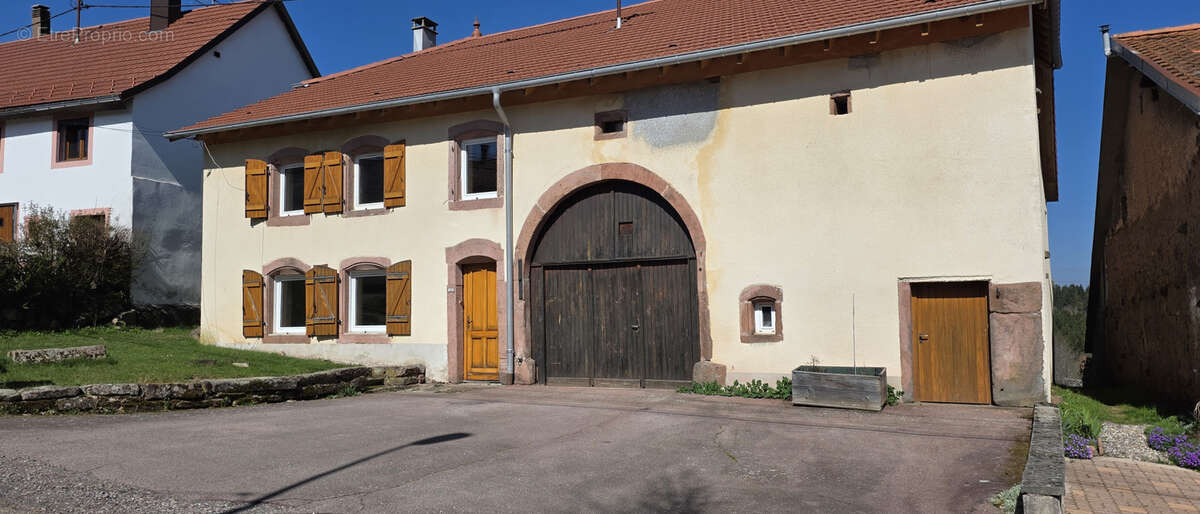 Maison à BOURG-BRUCHE