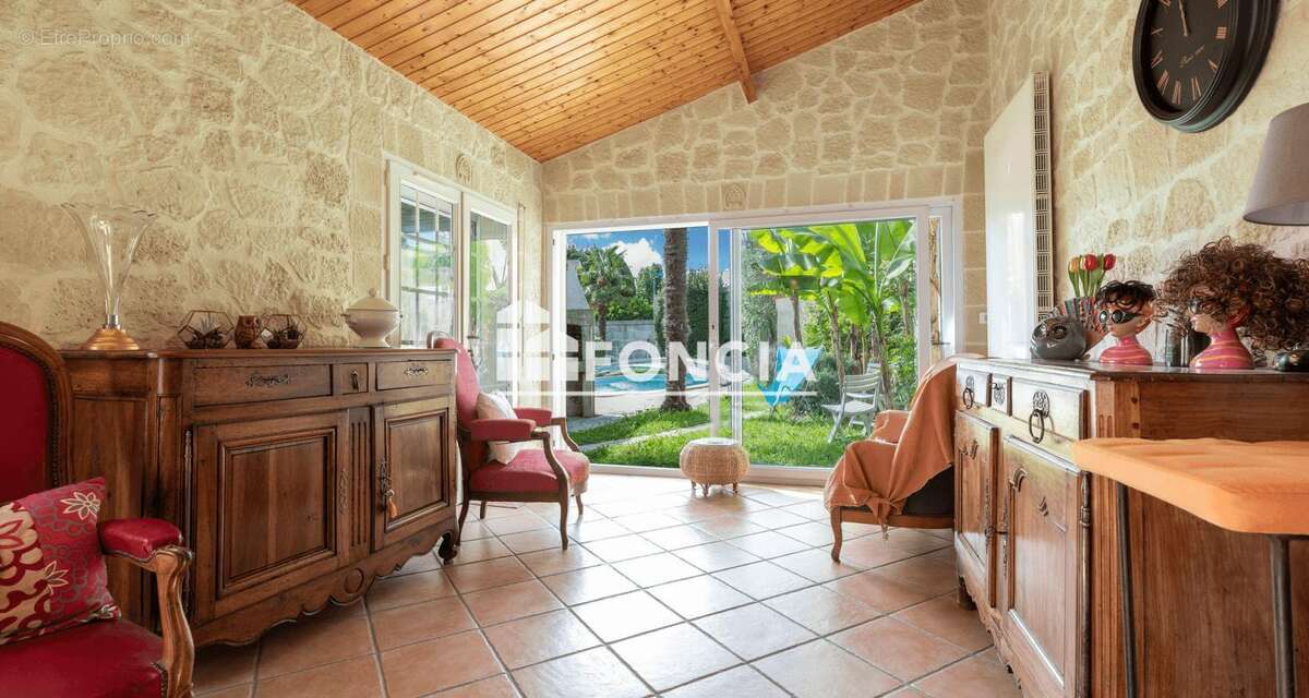 Maison à ROCHEFORT