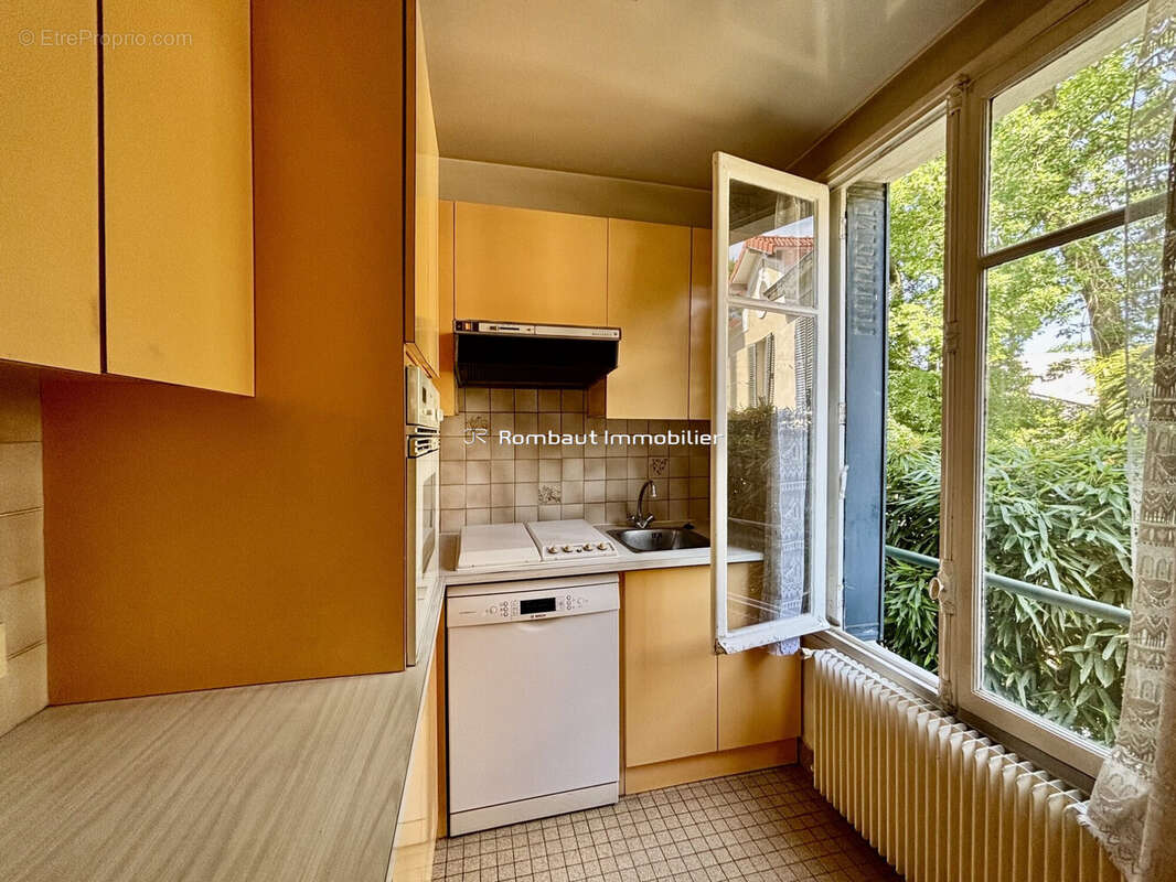 Maison à LA CELLE-SAINT-CLOUD