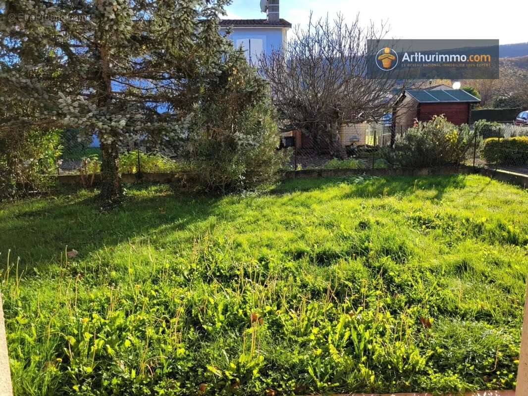 Maison à SAINTE-COLOMBE-SUR-L&#039;HERS