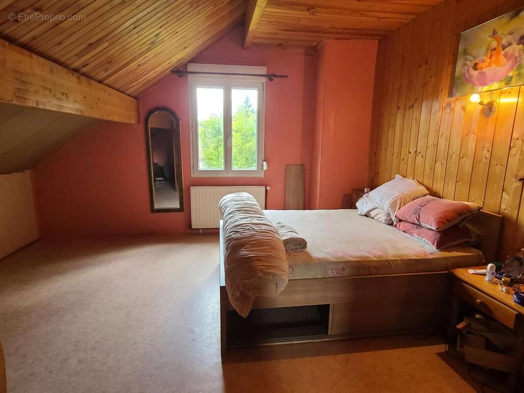 Maison 157 m² à Saint-Denis-Catus  - photo 7