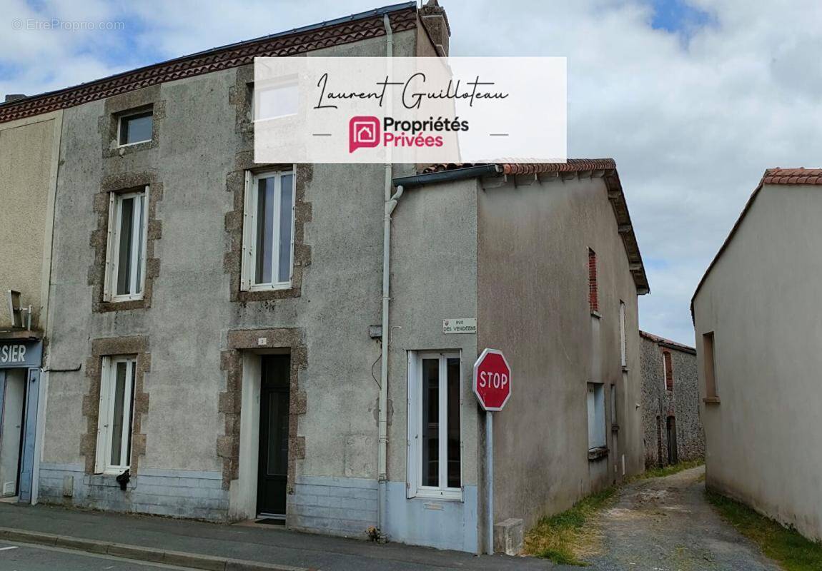 Maison à SAINT-MALO-DU-BOIS
