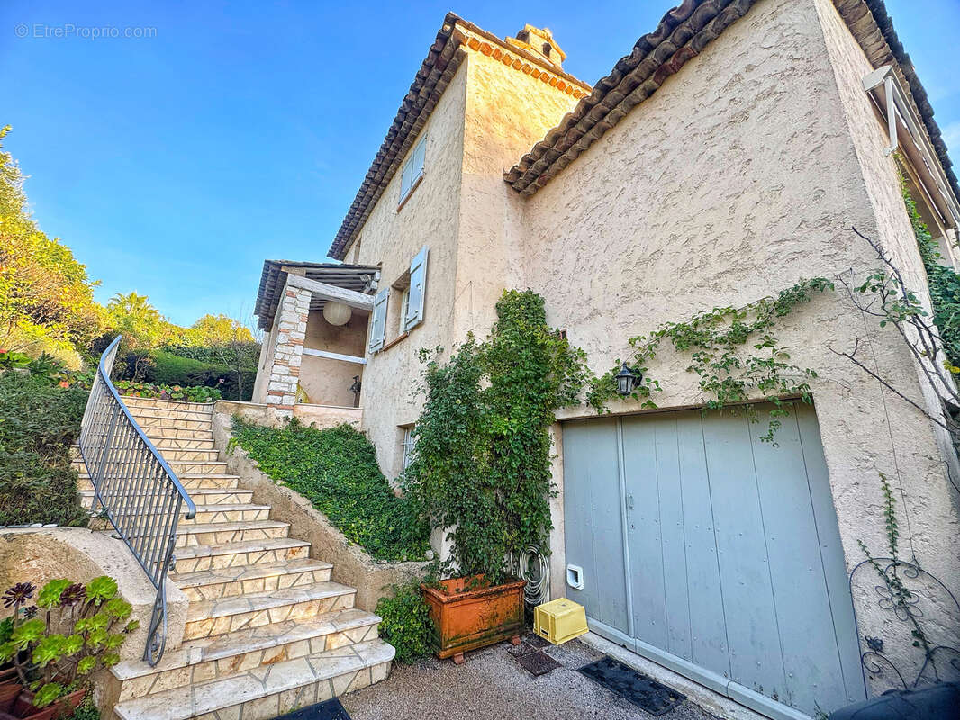 Maison à LA COLLE-SUR-LOUP