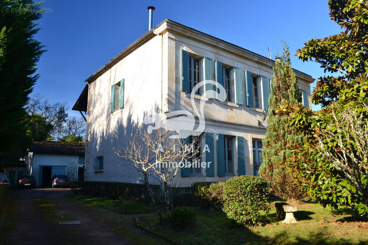 Maison à BELIN-BELIET