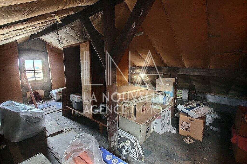 Cité des Auteurs – Maison de charme avec jardin, dépendance et atelier indépendant - photo 8