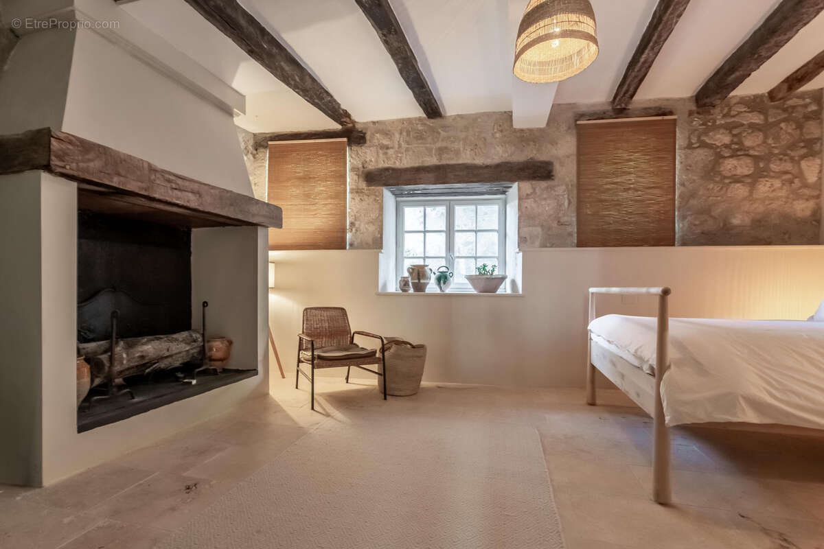 Maison de village avec jardin, garage et piscine - photo 24