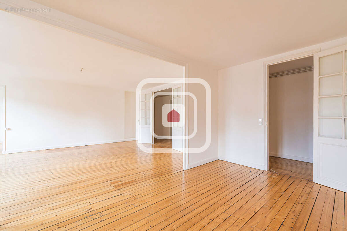 Appartement d'exception reims 257 m2 a deux pas de la cathedrale - photo 4