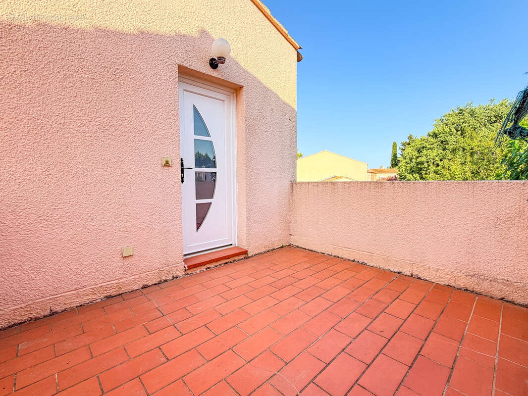 Appartement à LA LONDE-LES-MAURES