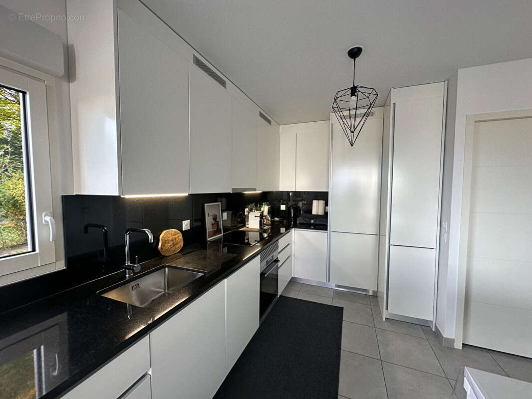 Appartement à VETRAZ-MONTHOUX