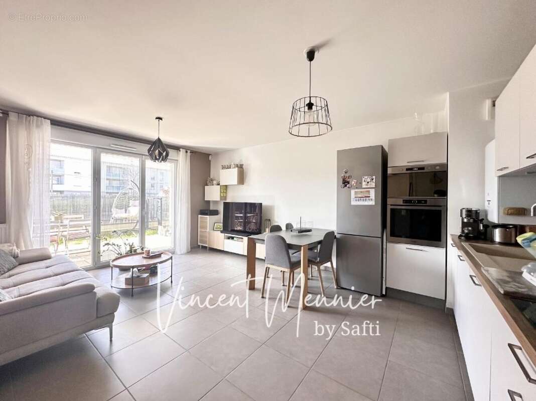 Photo 3 - Appartement à SAINT-MAURICE-DE-BEYNOST