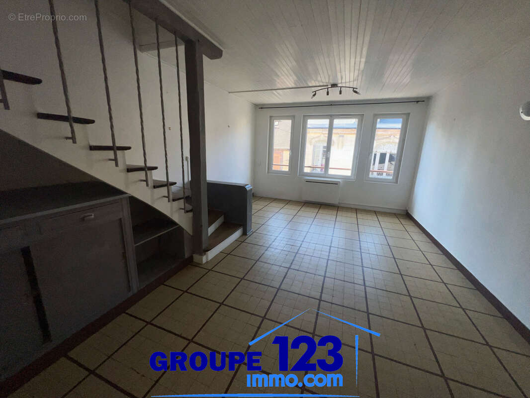 Appartement à TOUCY