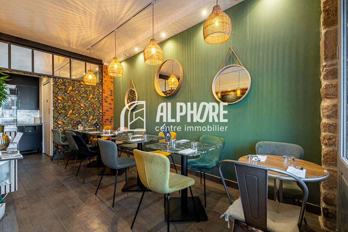 Commerce à LE POULIGUEN