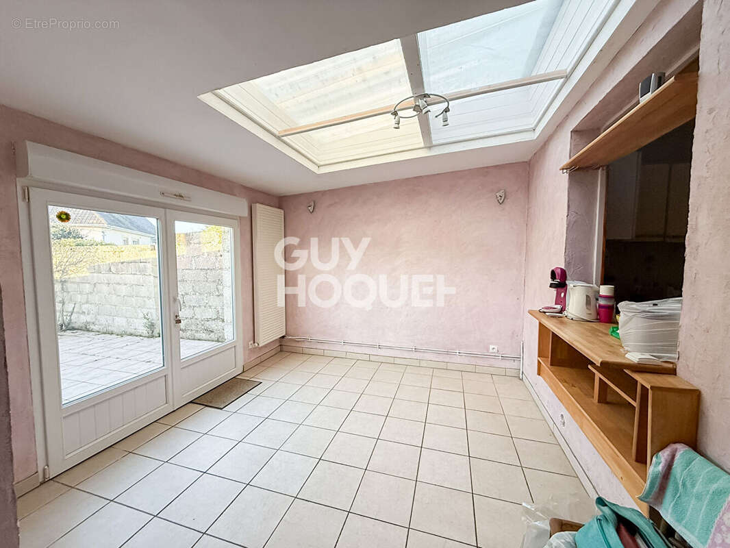 Maison à MAY-SUR-ORNE