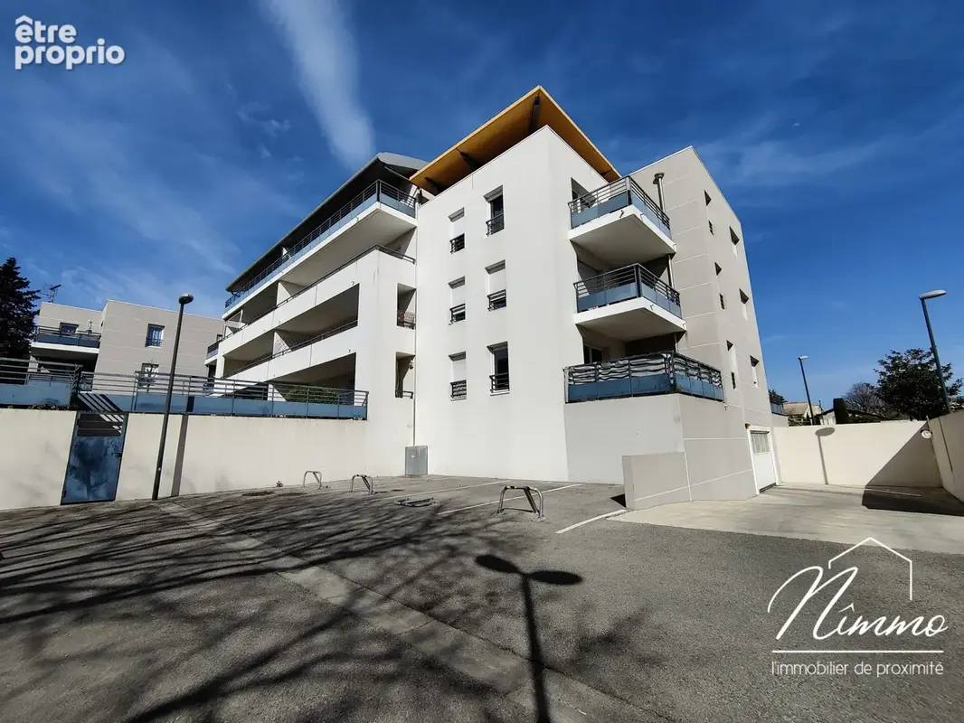 Nimes route duzes appartement t3 dernier etage terrasse garage ascenseur - photo 11