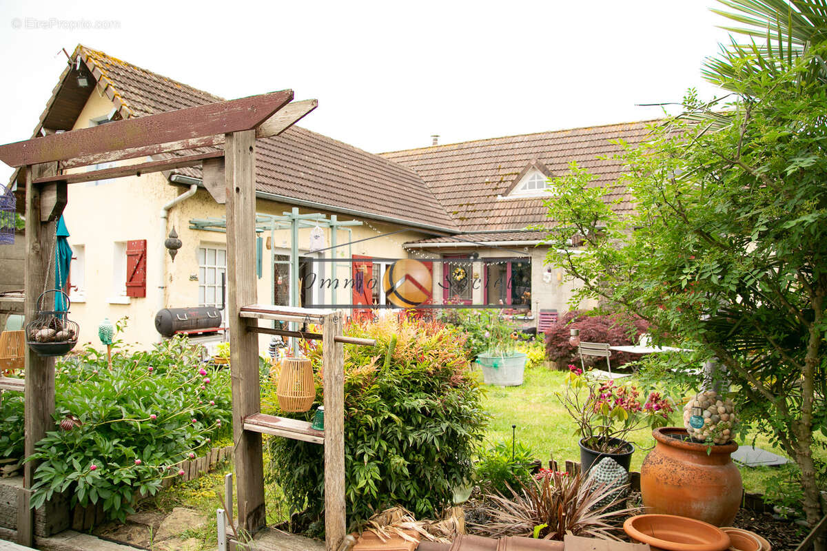Maison à PITRES