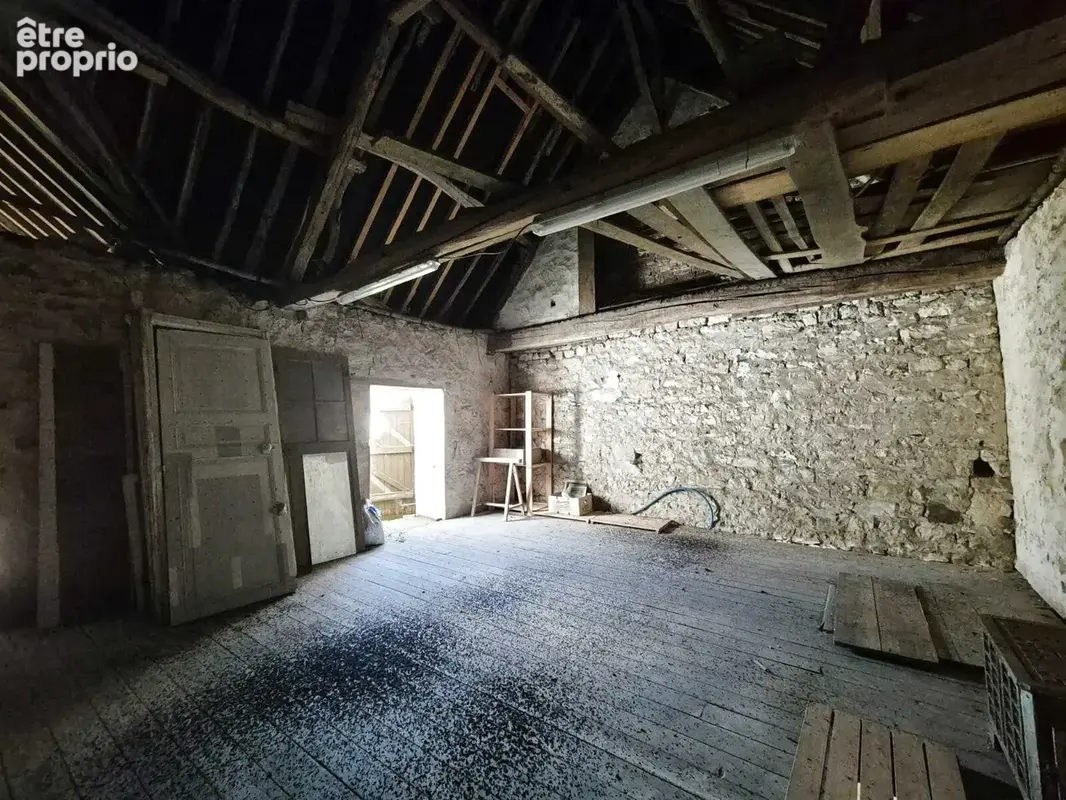 Petit corps de ferme rénové   130 m2   Grange 60 m2 aménageable   Axe Soissons / Château-Thierry - photo 17