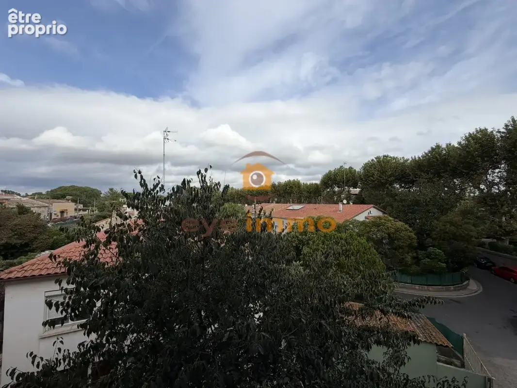 CENTRE VILLE Pézenas  Appartement 4 pièces entièrement rénové - photo 2