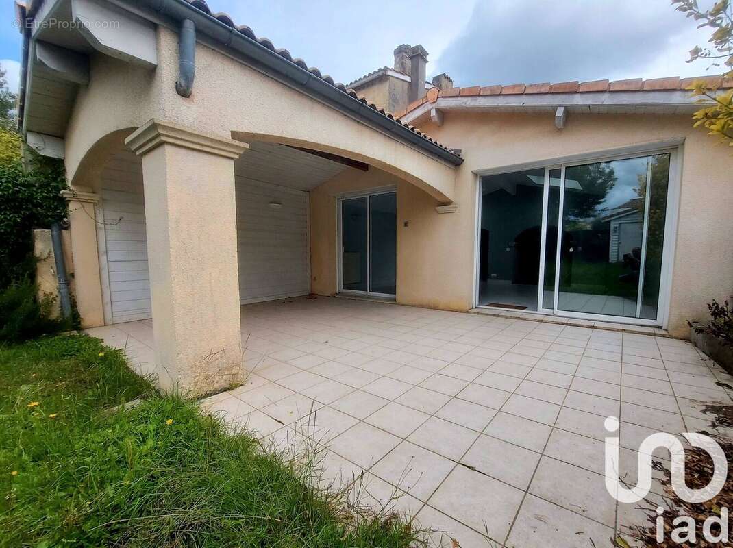 Photo 1 - Maison à CARBON-BLANC