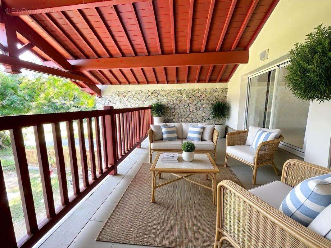 Urrugne, Appartement rénové 109m2 avec terrasse et parking - photo 4