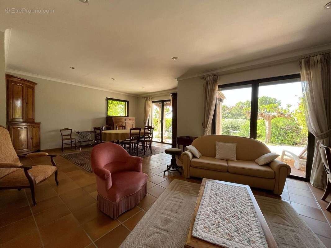 Photo 3 - Maison à COTIGNAC