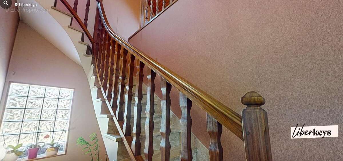 Rare à Villepinte – 197 m², 7 chambres et 823 m² de jardin : une maison qui s'adapte à tous vos projets - photo 18