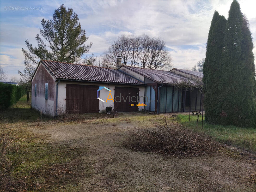 Maison à VERTEUIL-SUR-CHARENTE