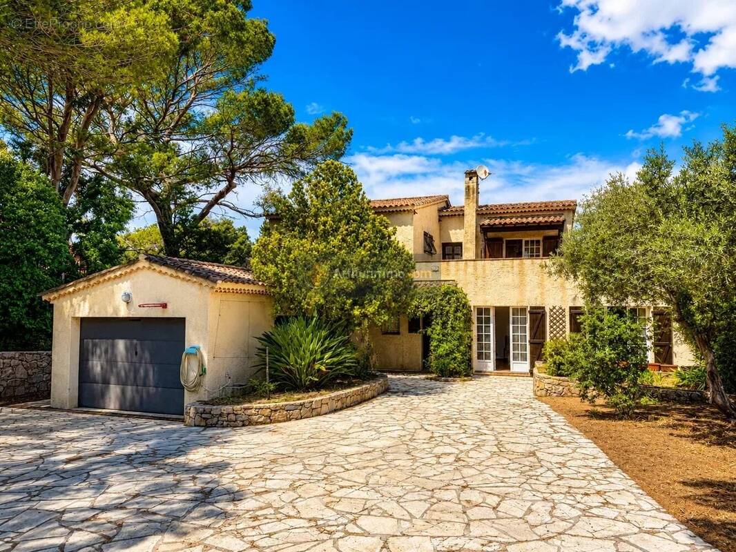 Maison à FREJUS