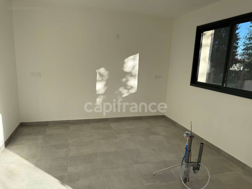 Maison neuve à vendre 8 pièces /133m habitable + Sous sol de 90m / EAUBONNE(95600) - photo 12