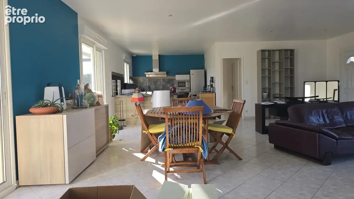 Maison 5 pièces 136 m² à vendre à Saintes (17100) - photo 8