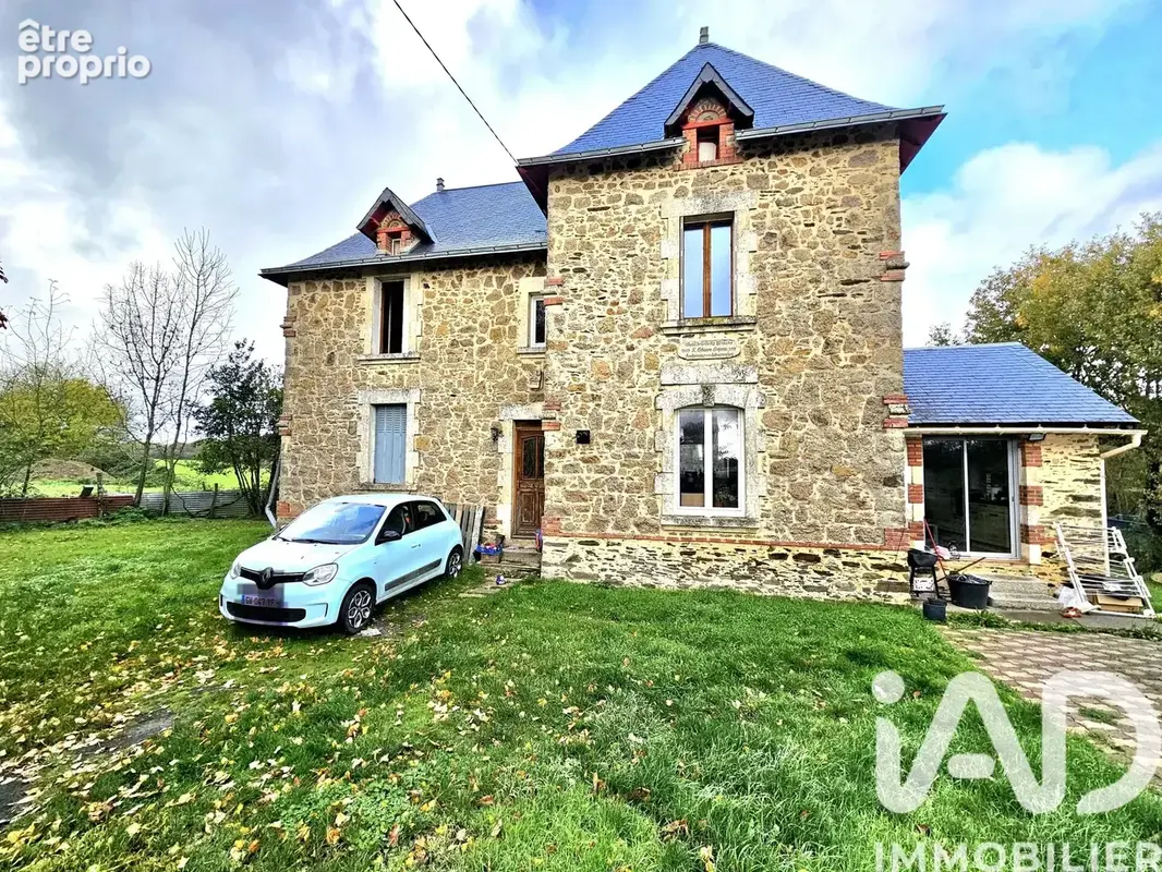 Photo 1 - Maison à BOURNEZEAU