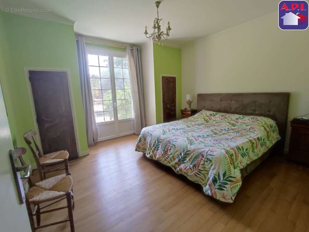 Maison 297 m² à Saint-Jean-Du-Falga  - photo 5