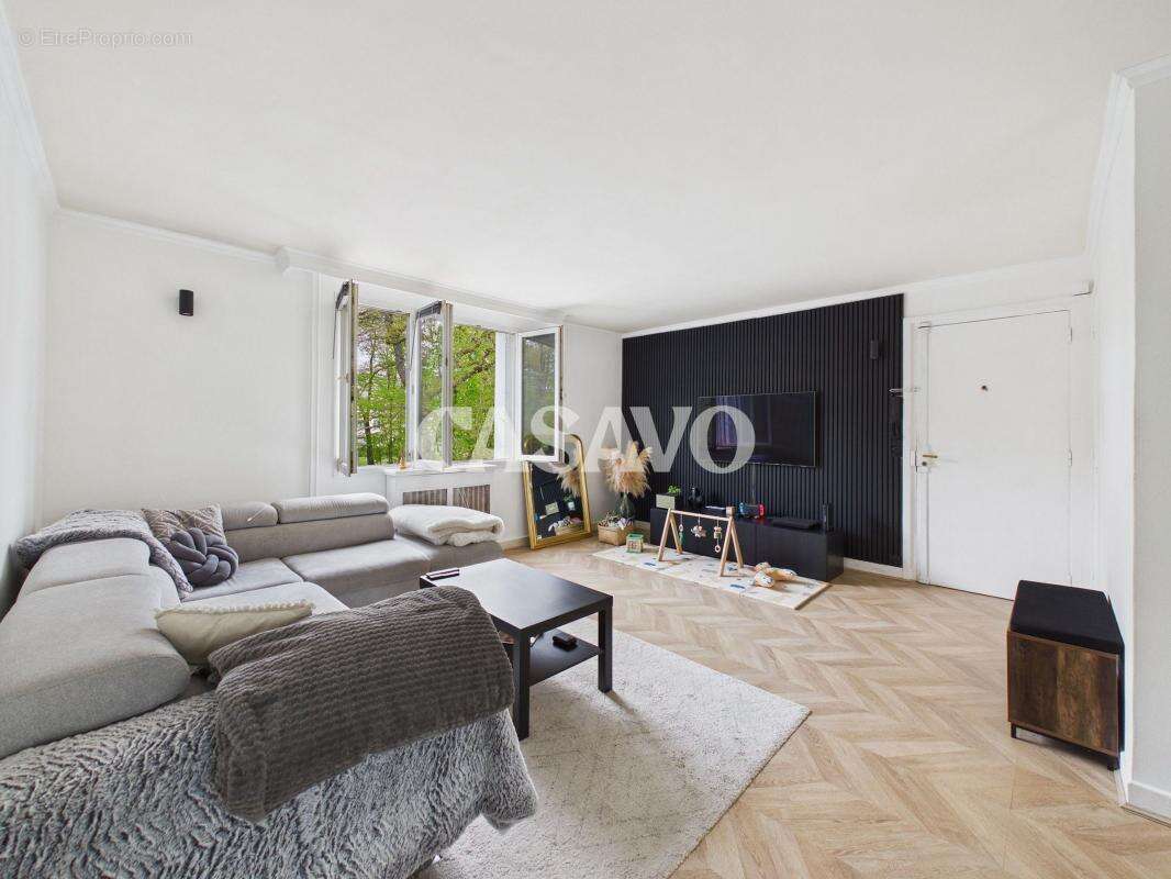 Appartement à LA CELLE-SAINT-CLOUD