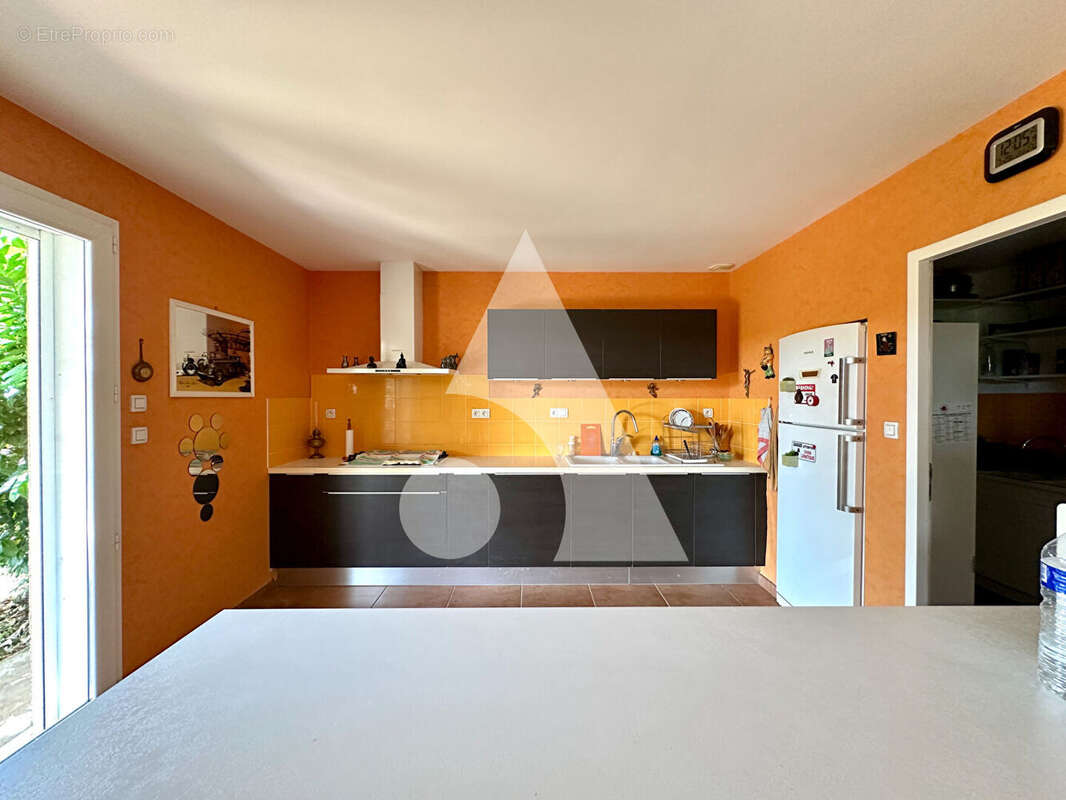 Maison à LISSAC-ET-MOURET