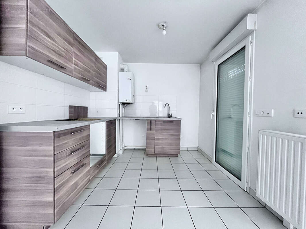 Appartement à LES LILAS