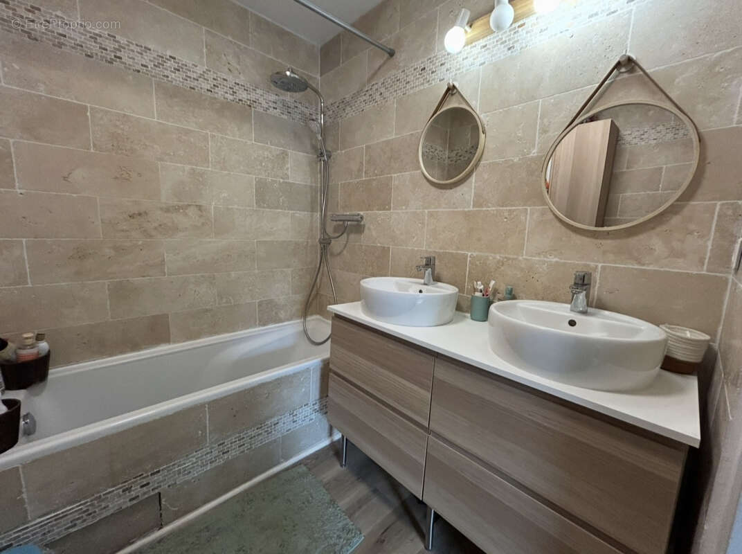 Appartement à SAINT-PRIEST