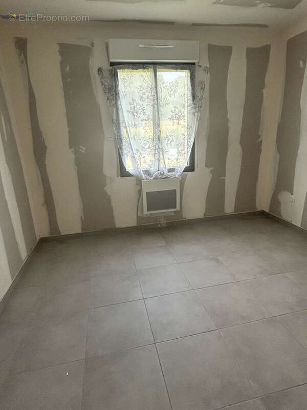 Pavillon individuel neuf en retrait de rue - photo 9
