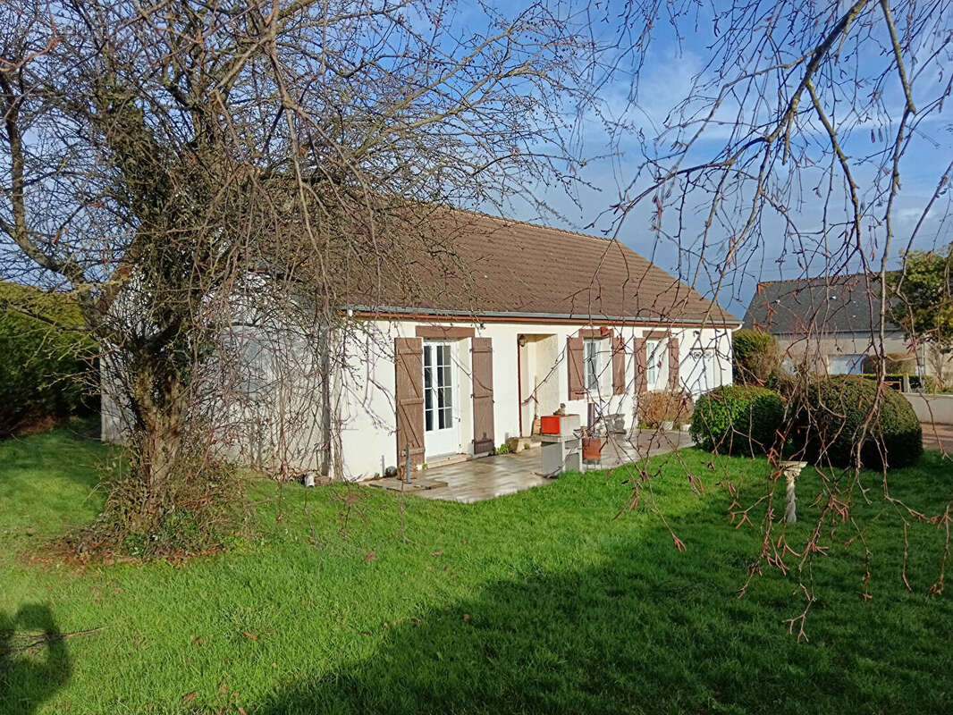 Maison à SAINT-CLAIR-SUR-L'ELLE