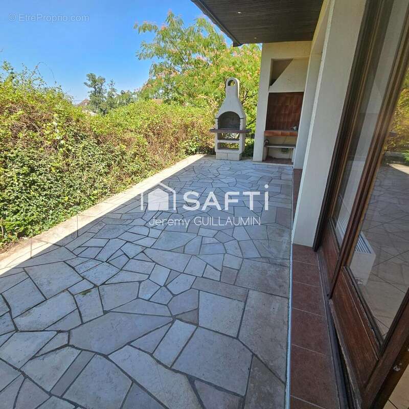 Photo 3 - Maison à BELLERIVE-SUR-ALLIER