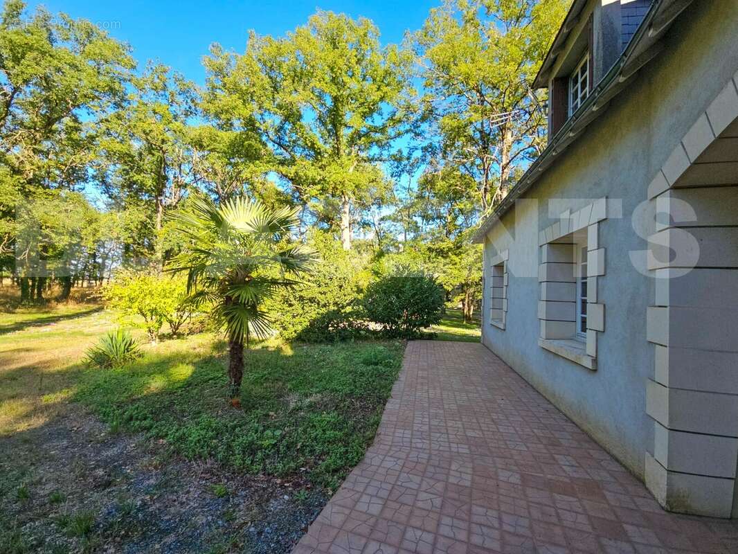 5 - Lionel MARC BL Agents - Baugé - Maison à VERNEUIL-LE-CHATEAU