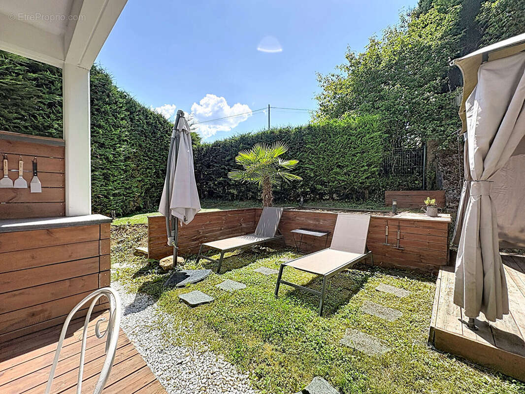 Appartement à AMANCY
