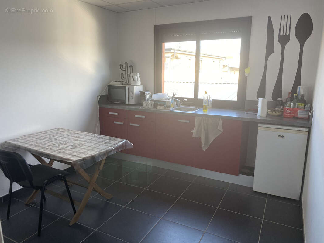 Commerce à BOURG-LES-VALENCE