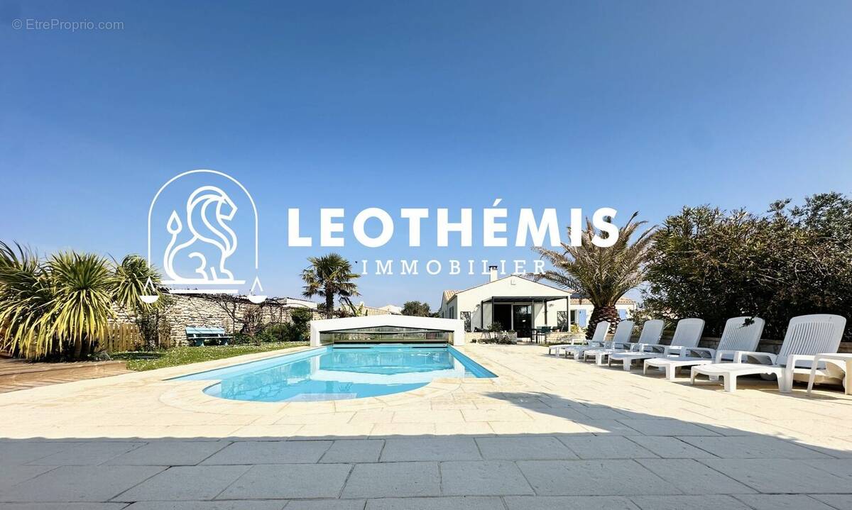 Maison à BOURCEFRANC-LE-CHAPUS