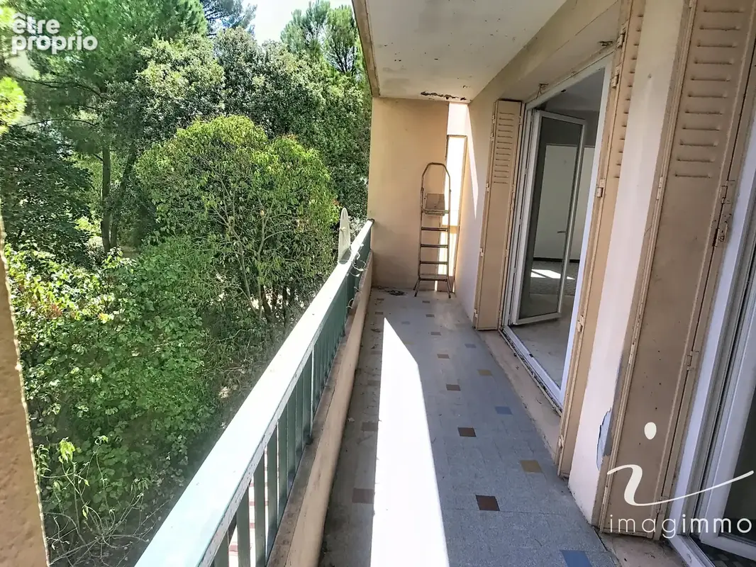 Mtp Ouest, T5 avec terrasse garage cellier - photo 3
