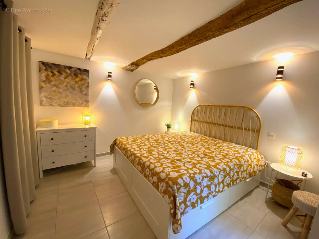 Appartement à L'ISLE-SUR-LA-SORGUE