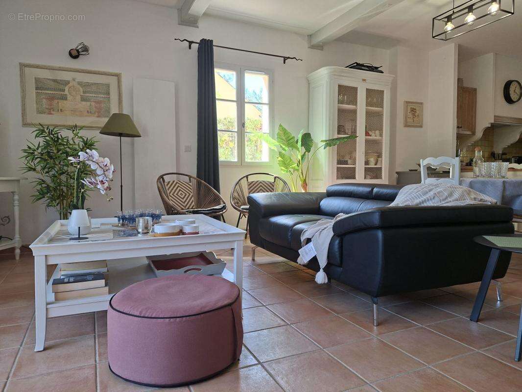 Maison à LA MOTTE