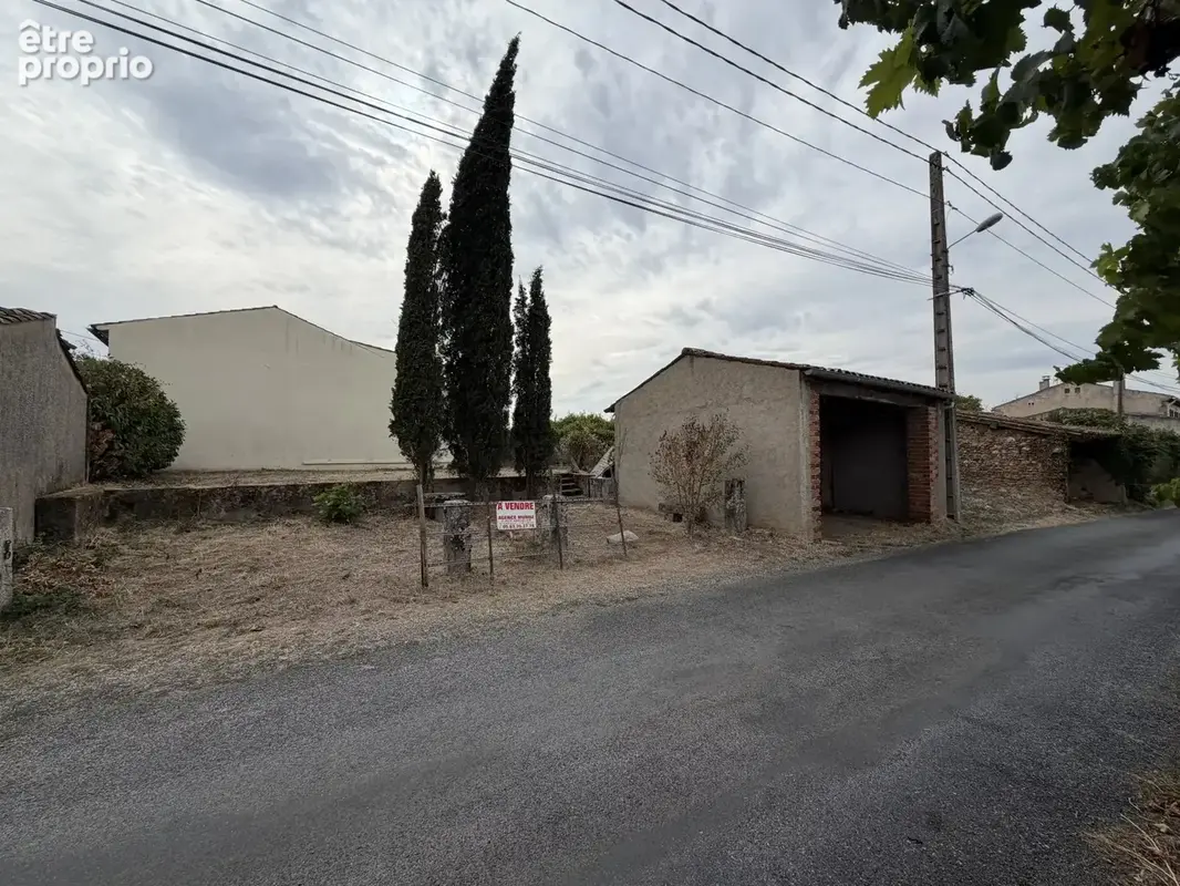 Photo Terrain à Castres au prix de 61 000€
