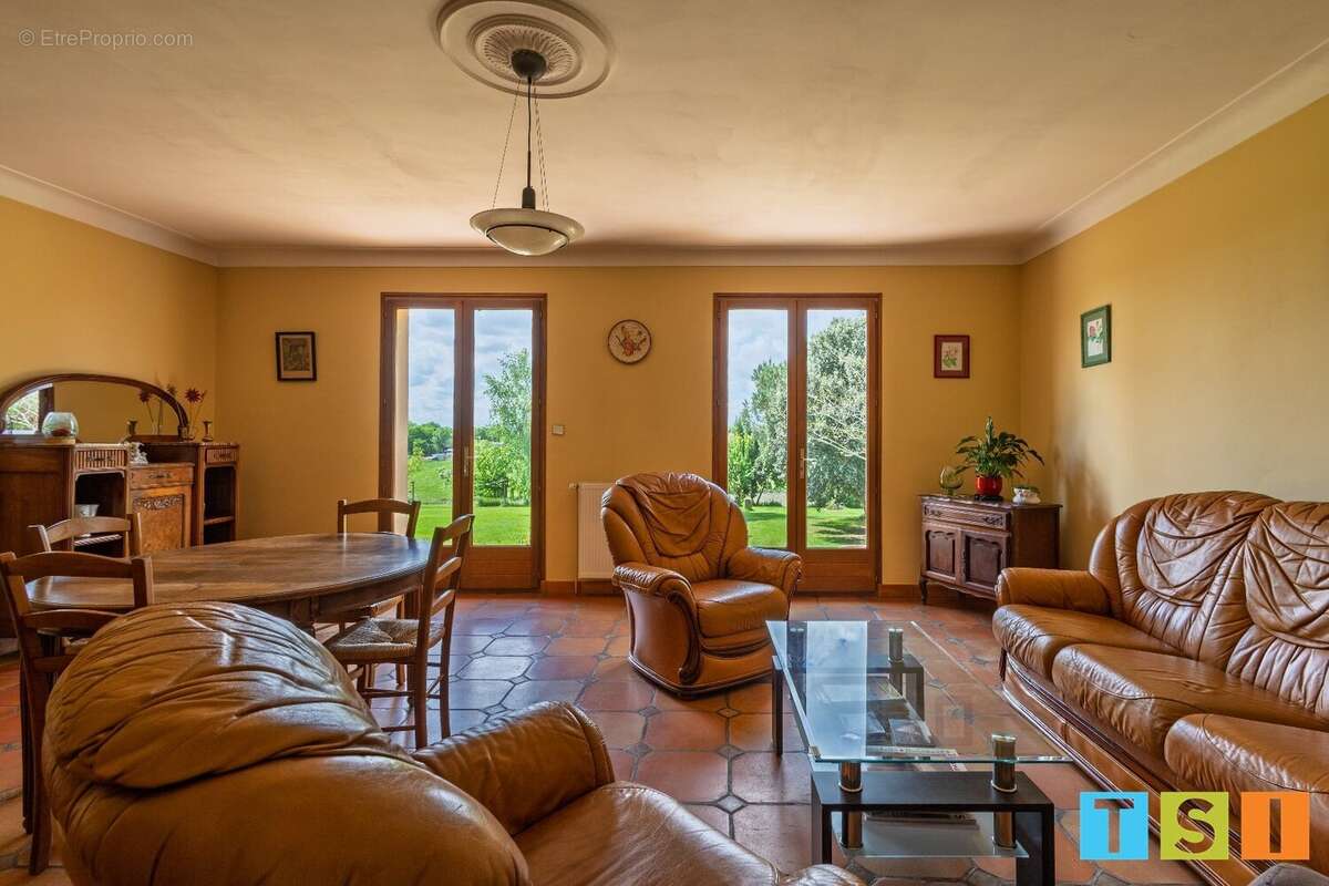 Maison à LE FOUSSERET