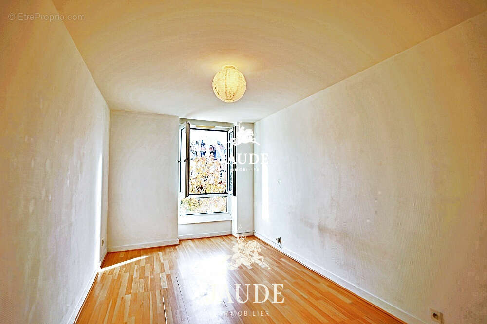 A vendre spacieux appartement place de jaude - photo 7