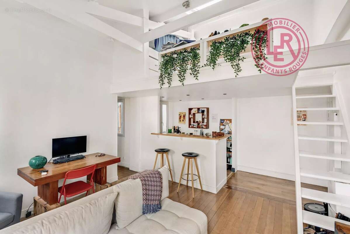 Appartement à PARIS-4E