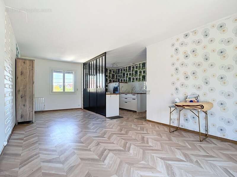 Maison à LA CHARTRE-SUR-LE-LOIR